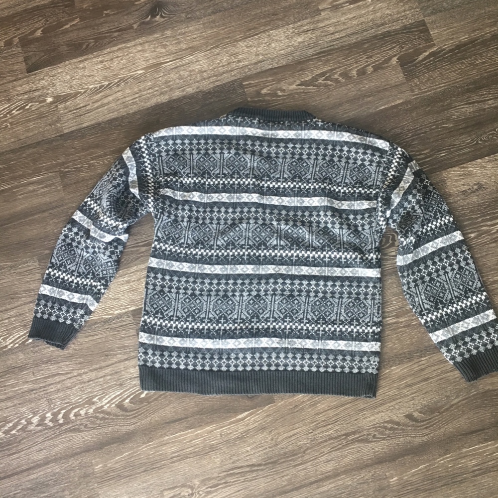 WINTER SWEATER - Picture 3 of 3